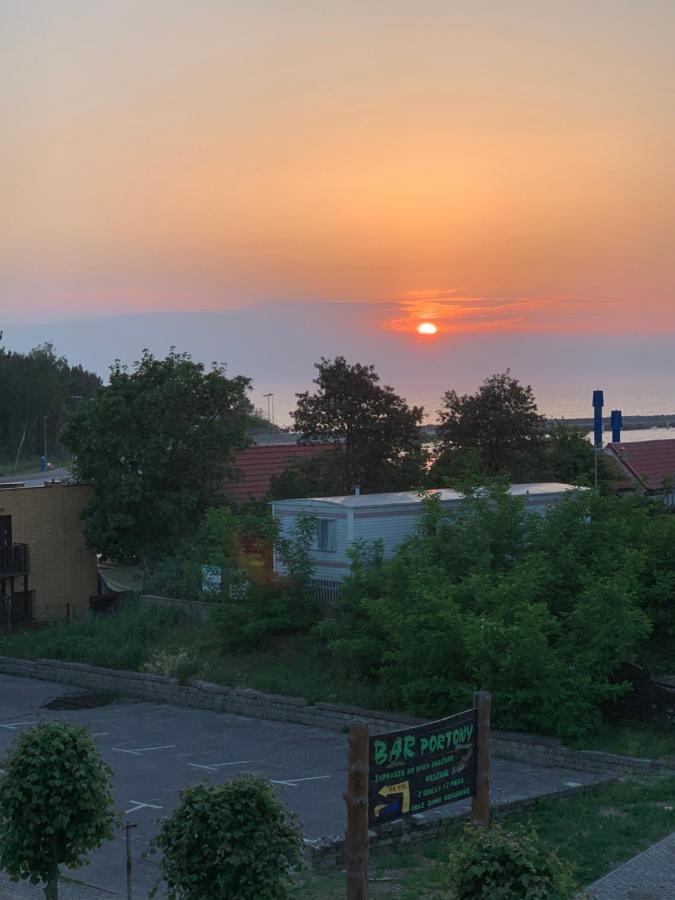 Dom Wczasowy Portowa Przystan 150M Od Plazy Mrzeżyno Exteriér fotografie